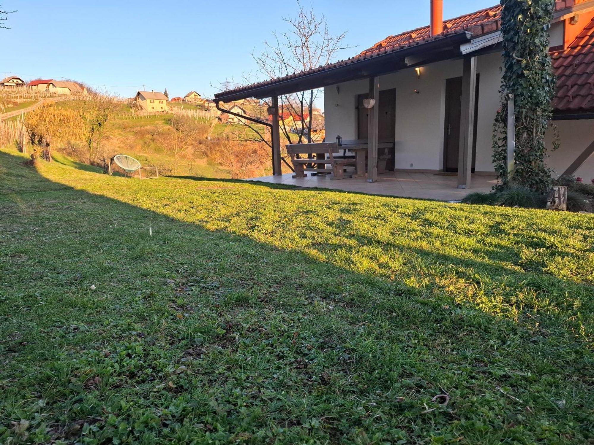 Vineyard Cottage Klemencic Novo Mesto Quarto foto